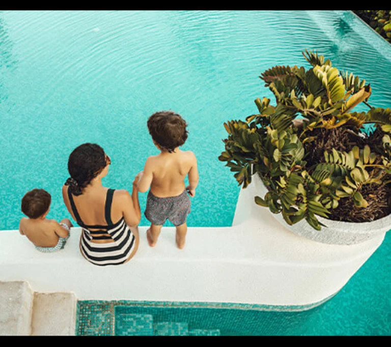 Rustomjee 180 Bayview Swimming Pool